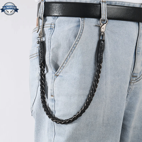 Licorice Leather Chain